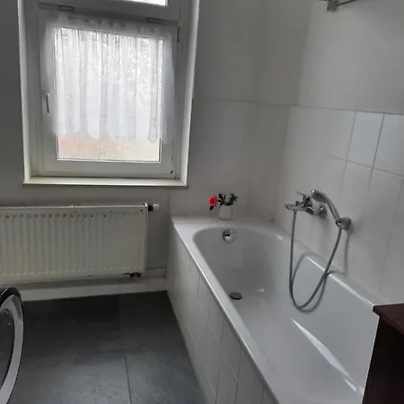 Kunstoase Am Blauen Haus Apartmán *