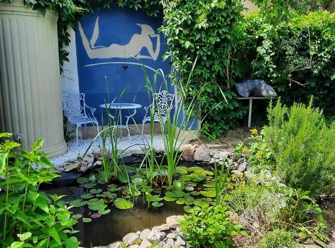 Kunstoase Am Blauen Haus
